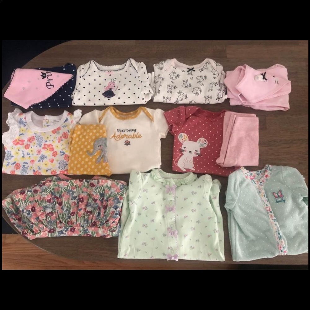 Baby Girl Bundle - 14 total pieces - 0 to 3 Months
